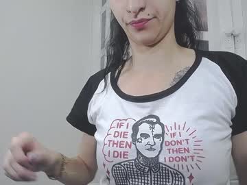 افلام سكس شاب ينيك امه على السرير وهى نايمه نيك ساخن