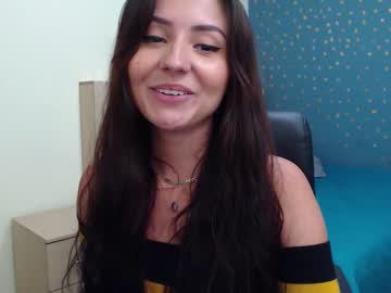 نيك محارم حار ينيك خطيبته ساخن من الخلف اون لاين