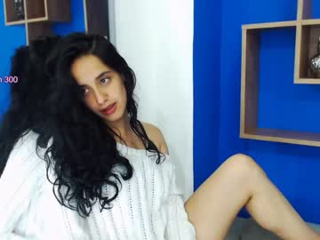 سكس جديد الشاب ينيك بنت عمته الشرموطه فى كسها نار