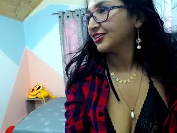 تنزيل سكس فرنسى بنت شهوانيه تتناك امام زوجها الخاين