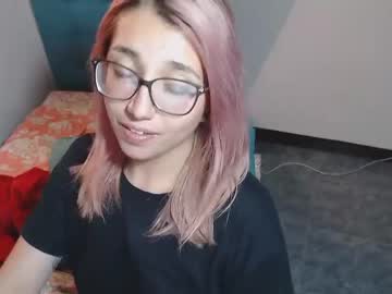 سكس جماعى فتاه جميله تتناك نيك مولع من الاصدقاء نيك نار xnxx جماعى