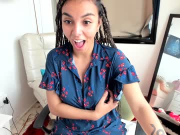 نيك حصان مع بنت جامده مقطع سكس حيوانات مثير 2020